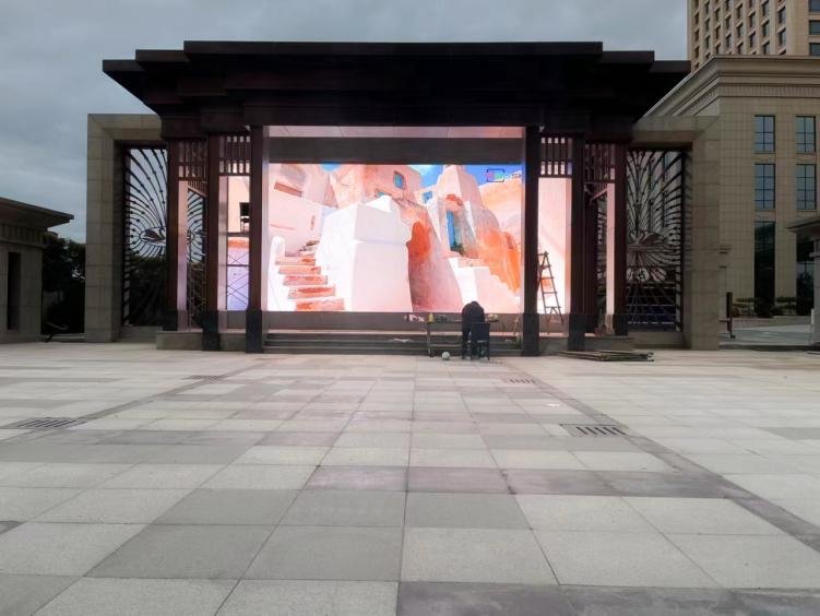 مثال لتركيب شاشة LED خارجية 02